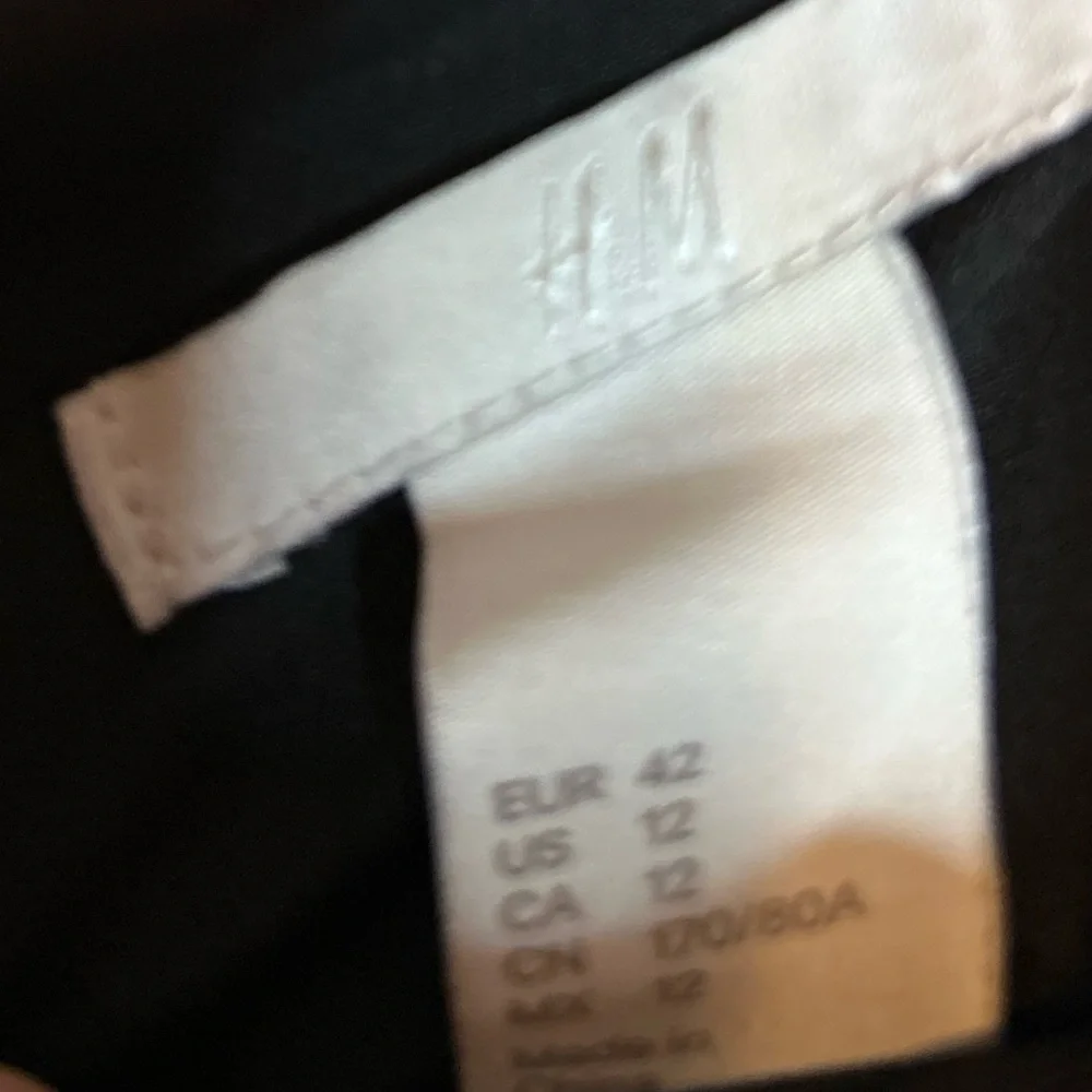 H&M sequin mini skirt - Picture 9 of 13